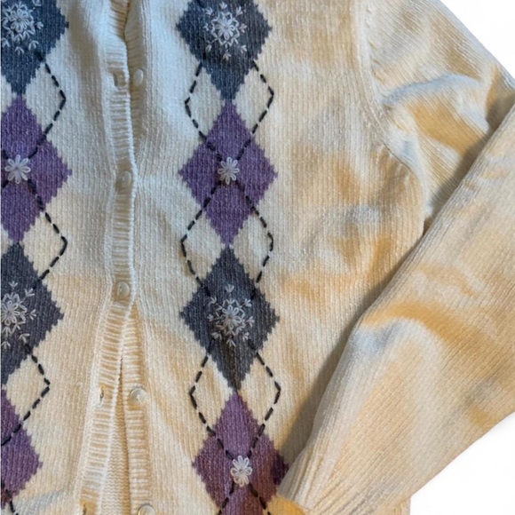 Alfred Dunner Vintage Cream Cardigan with Purple and Gray Argyle Pattern - Picture 3 of 6